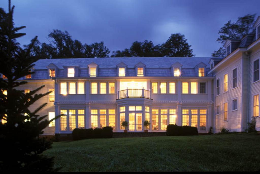 Grand Old Lady Hotel Waynesville Bagian luar foto
