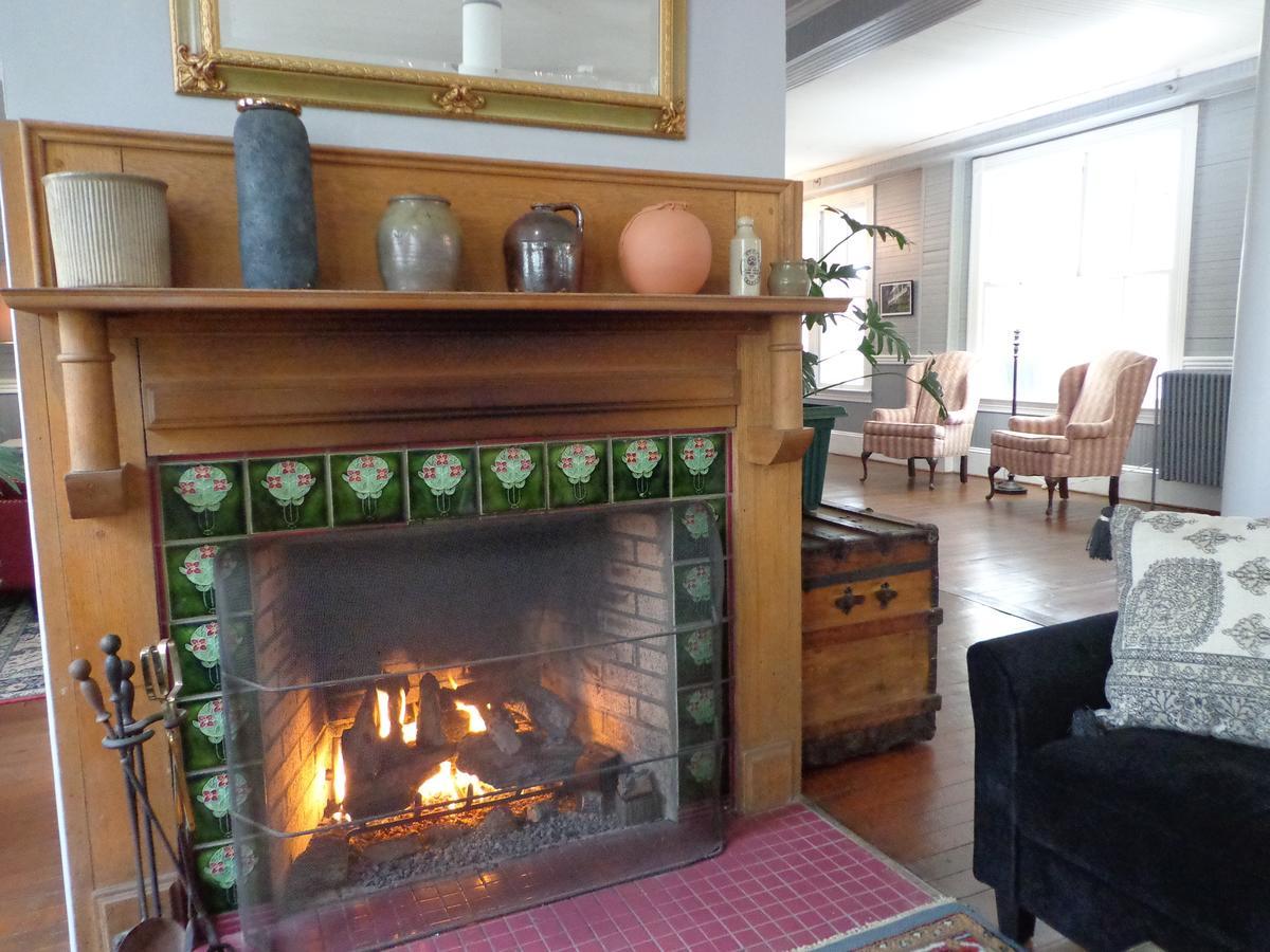Grand Old Lady Hotel Waynesville Bagian luar foto