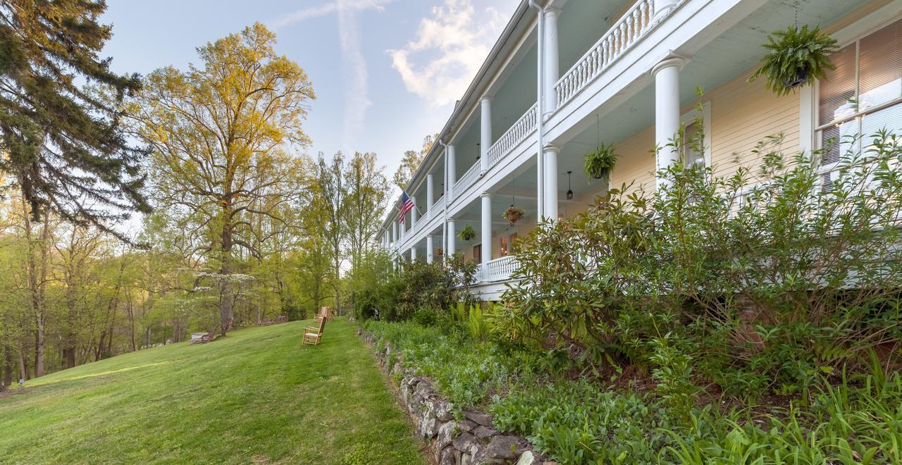 Grand Old Lady Hotel Waynesville Bagian luar foto