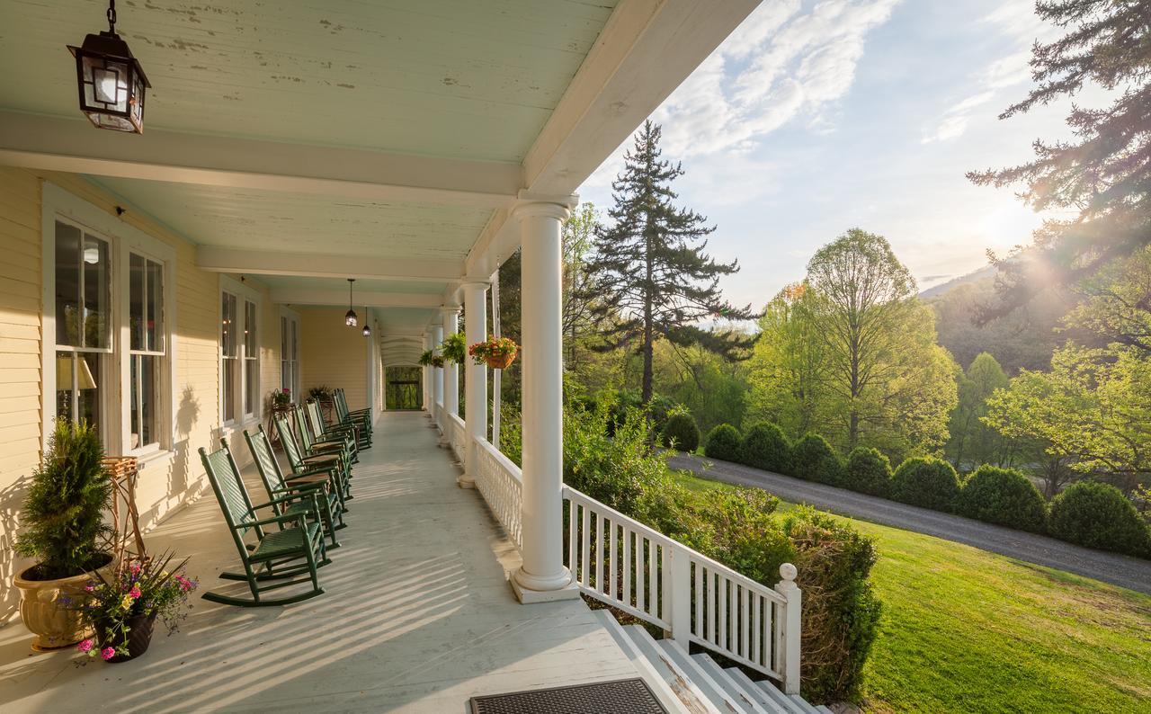 Grand Old Lady Hotel Waynesville Bagian luar foto